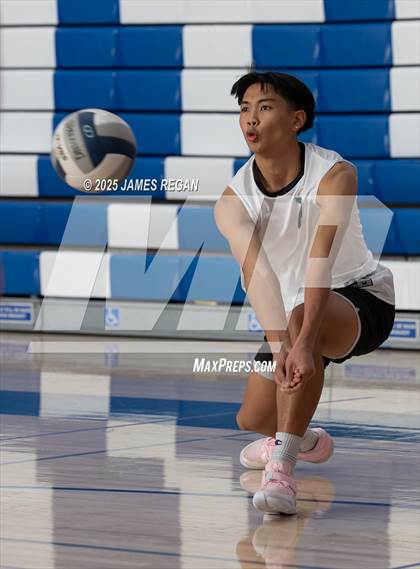 Thumbnail 1 in Westmoor vs. Los Altos (Days and Knights Tourney) photogallery.