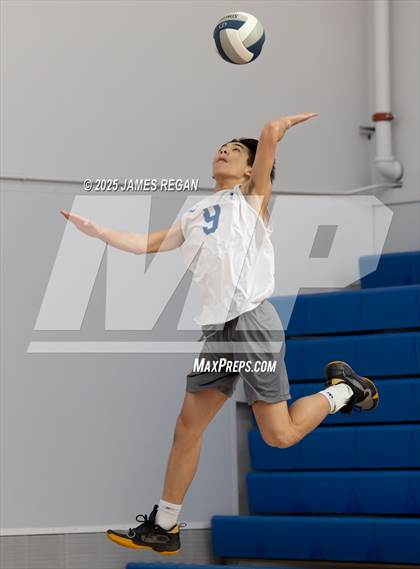 Thumbnail 2 in Westmoor vs. Los Altos (Days and Knights Tourney) photogallery.