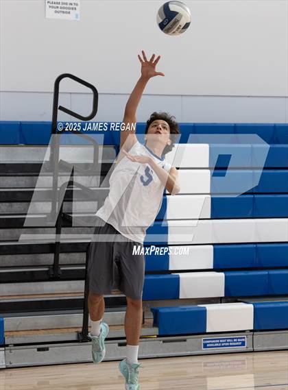 Thumbnail 3 in Westmoor vs. Los Altos (Days and Knights Tourney) photogallery.