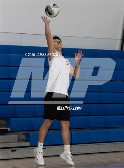 Thumbnail 1 in Westmoor vs. Los Altos (Days and Knights Tourney) photogallery.