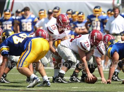 Thumbnail 2 in Montgomery Bell Academy vs. Archbishop Moeller (Kirk Herbstreit Varsity Football Series) photogallery.