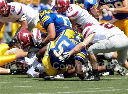 Thumbnail 2 in Montgomery Bell Academy vs. Archbishop Moeller (Kirk Herbstreit Varsity Football Series) photogallery.