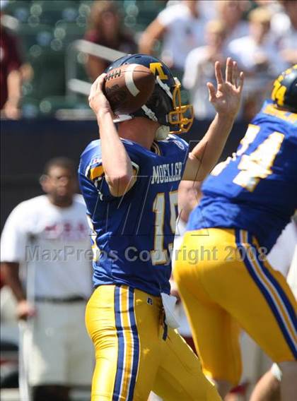 Thumbnail 3 in Montgomery Bell Academy vs. Archbishop Moeller (Kirk Herbstreit Varsity Football Series) photogallery.