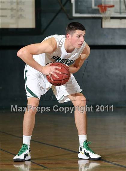 Thumbnail 2 in El Dorado vs. Stevenson (Mesa Verde Tournament) photogallery.