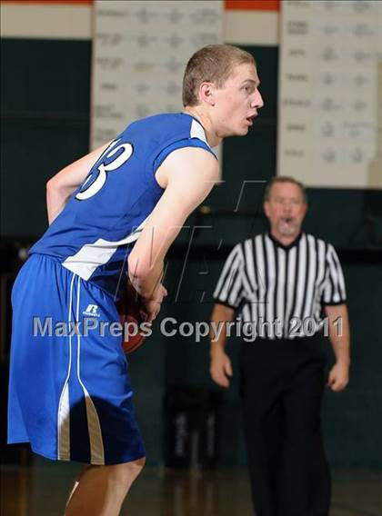 Thumbnail 3 in El Dorado vs. Stevenson (Mesa Verde Tournament) photogallery.