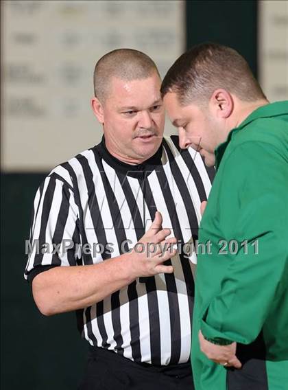 Thumbnail 2 in El Dorado vs. Stevenson (Mesa Verde Tournament) photogallery.
