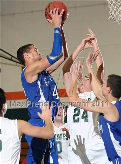 Thumbnail 2 in El Dorado vs. Stevenson (Mesa Verde Tournament) photogallery.