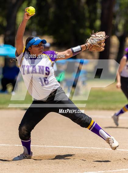 Thumbnail 1 in Kennedy vs. Miramonte (CIF NCS D5 FINAL) photogallery.