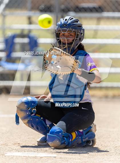 Thumbnail 1 in Kennedy vs. Miramonte (CIF NCS D5 FINAL) photogallery.
