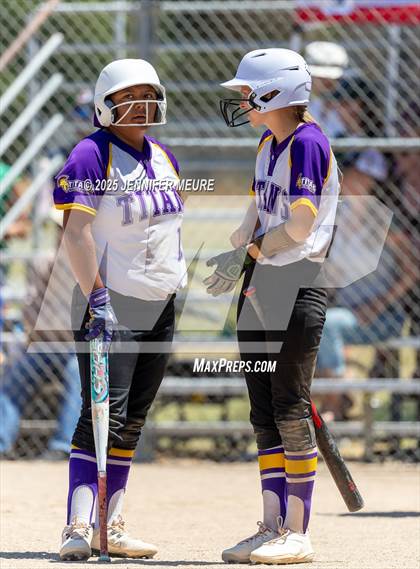 Thumbnail 2 in Kennedy vs. Miramonte (CIF NCS D5 FINAL) photogallery.