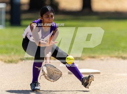 Thumbnail 1 in Kennedy vs. Miramonte (CIF NCS D5 FINAL) photogallery.