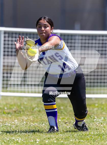 Thumbnail 2 in Kennedy vs. Miramonte (CIF NCS D5 FINAL) photogallery.