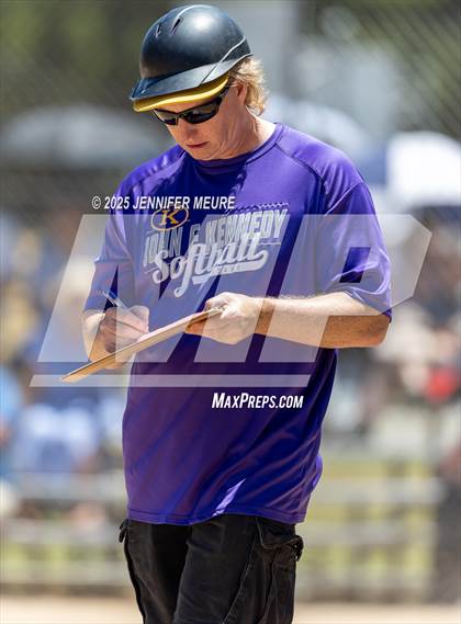 Thumbnail 3 in Kennedy vs. Miramonte (CIF NCS D5 FINAL) photogallery.