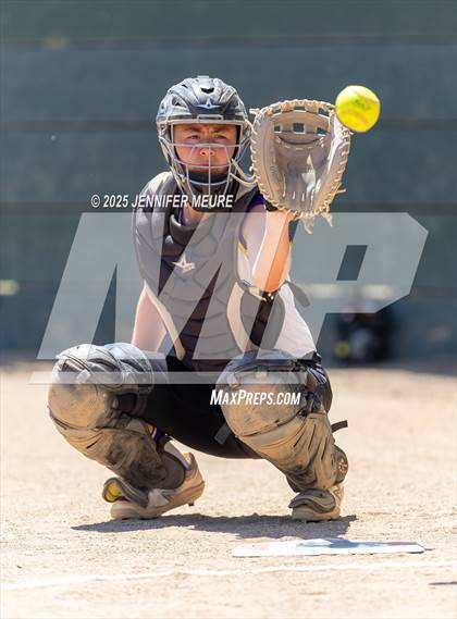 Thumbnail 3 in Kennedy vs. Miramonte (CIF NCS D5 FINAL) photogallery.