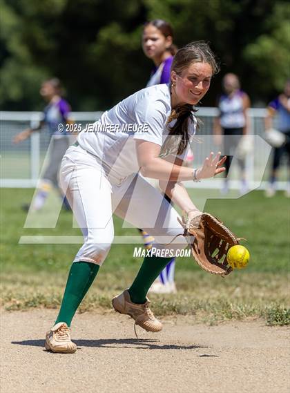 Thumbnail 1 in Kennedy vs. Miramonte (CIF NCS D5 FINAL) photogallery.
