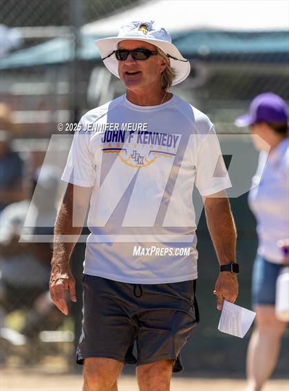 Thumbnail 3 in Kennedy vs. Miramonte (CIF NCS D5 FINAL) photogallery.