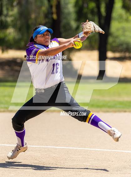Thumbnail 3 in Kennedy vs. Miramonte (CIF NCS D5 FINAL) photogallery.