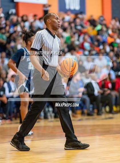 Thumbnail 3 in E.E. Smith vs Northwood (NCHSAA 3A East Regional Final) photogallery.