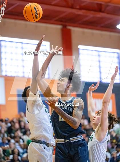 Thumbnail 1 in E.E. Smith vs Northwood (NCHSAA 3A East Regional Final) photogallery.