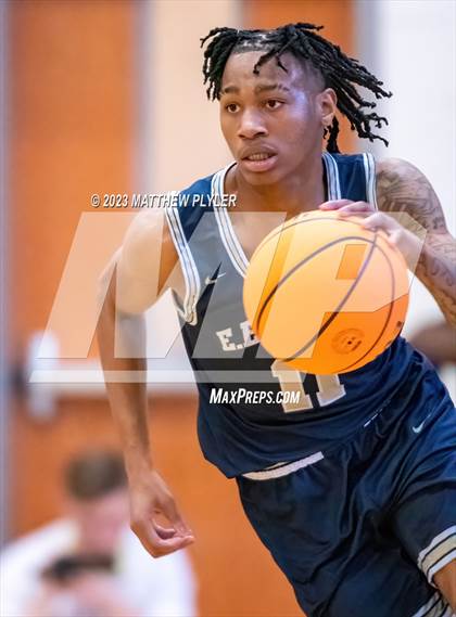 Thumbnail 1 in E.E. Smith vs Northwood (NCHSAA 3A East Regional Final) photogallery.