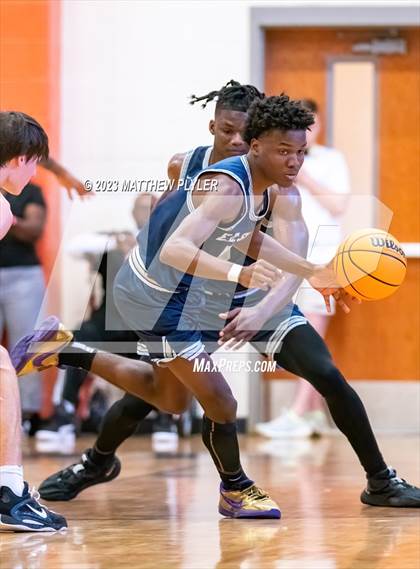 Thumbnail 3 in E.E. Smith vs Northwood (NCHSAA 3A East Regional Final) photogallery.