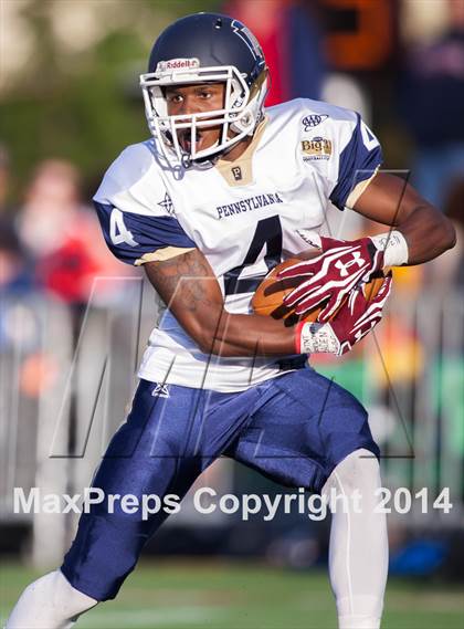 Thumbnail 2 in Big 33 Football Classic (Maryland vs. Pennsylvania) photogallery.