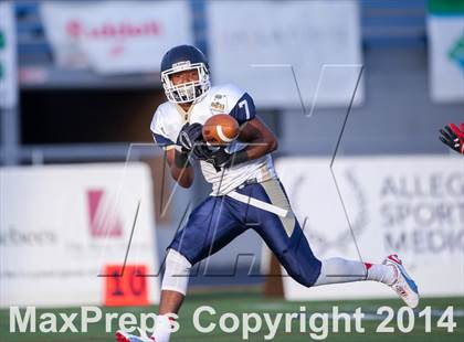Thumbnail 2 in Big 33 Football Classic (Maryland vs. Pennsylvania) photogallery.