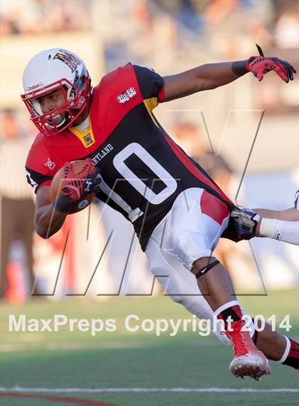 Thumbnail 3 in Big 33 Football Classic (Maryland vs. Pennsylvania) photogallery.