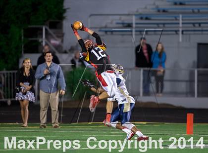 Thumbnail 2 in Big 33 Football Classic (Maryland vs. Pennsylvania) photogallery.