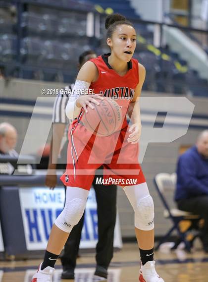 Thumbnail 1 in Mustang @ Edmond North photogallery.
