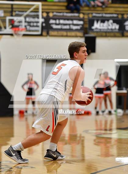 Thumbnail 1 in Lamar vs. Greenland  (AAA 3A Regional Playoff) photogallery.