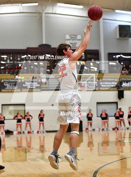 Thumbnail 1 in Lamar vs. Greenland  (AAA 3A Regional Playoff) photogallery.