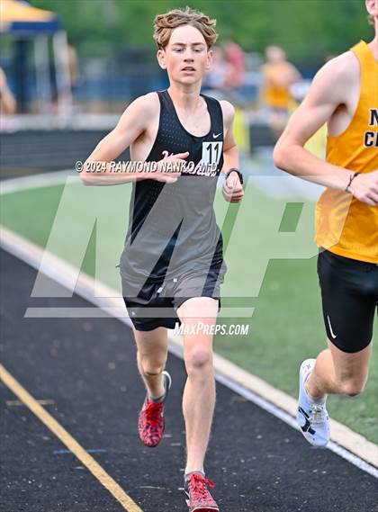 Thumbnail 1 in IHSAA Delta Sectionals (3200 Meter)  photogallery.