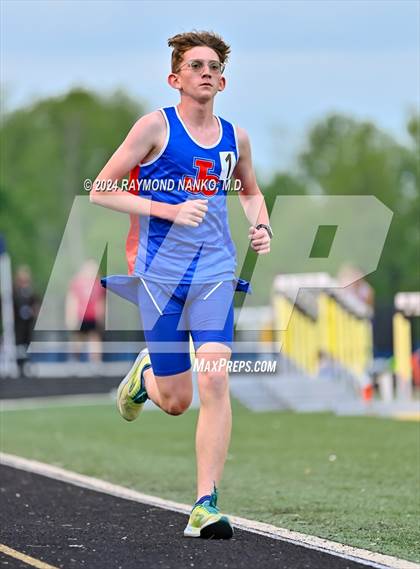 Thumbnail 3 in IHSAA Delta Sectionals (3200 Meter)  photogallery.