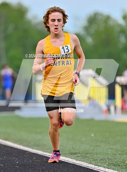 Thumbnail 3 in IHSAA Delta Sectionals (3200 Meter)  photogallery.