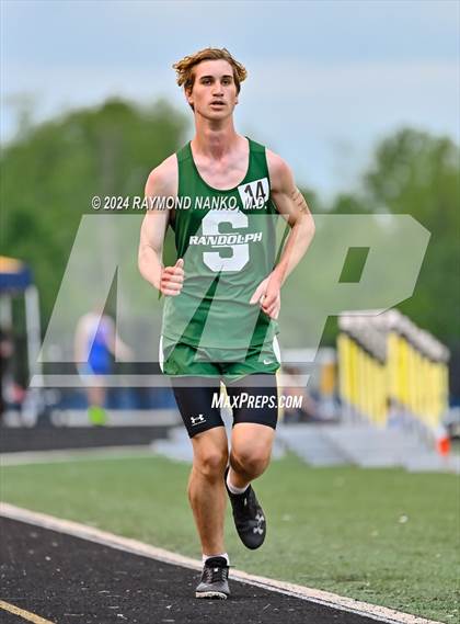 Thumbnail 3 in IHSAA Delta Sectionals (3200 Meter)  photogallery.