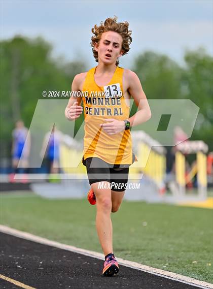Thumbnail 2 in IHSAA Delta Sectionals (3200 Meter)  photogallery.