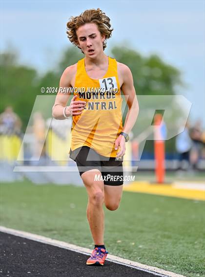 Thumbnail 1 in IHSAA Delta Sectionals (3200 Meter)  photogallery.