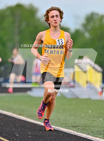 Thumbnail 2 in IHSAA Delta Sectionals (3200 Meter)  photogallery.