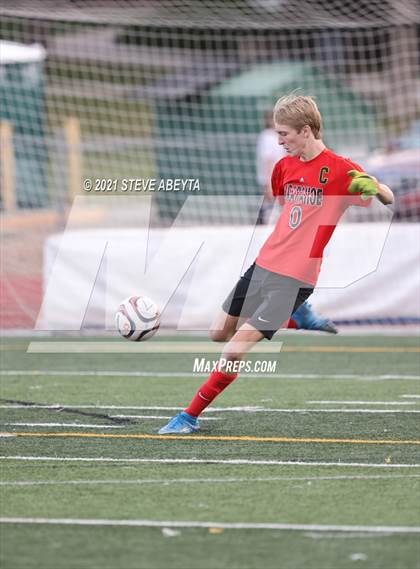 Thumbnail 2 in Cherokee Trail @ Arapahoe photogallery.