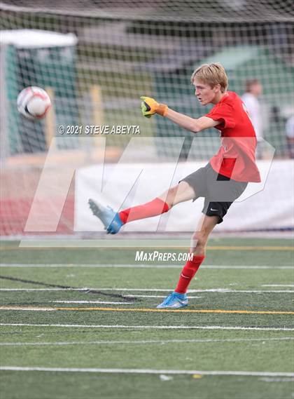 Thumbnail 3 in Cherokee Trail @ Arapahoe photogallery.