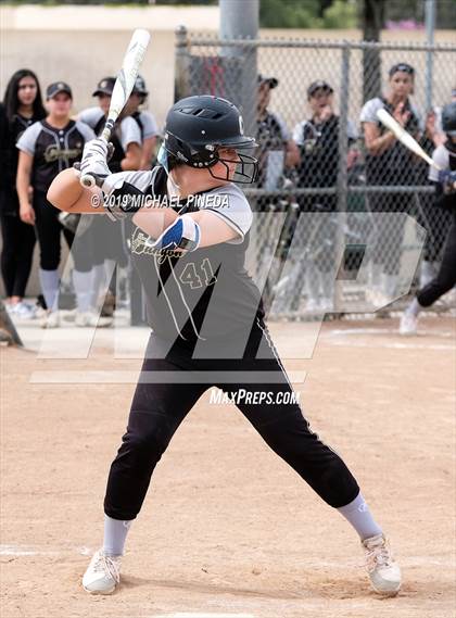 Thumbnail 1 in Downey @ Canyon photogallery.