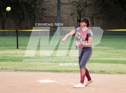 Thumbnail 1 in Downey @ Canyon photogallery.