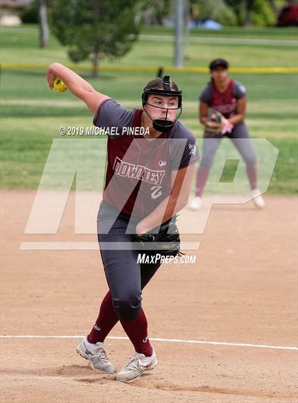 Thumbnail 1 in Downey @ Canyon photogallery.