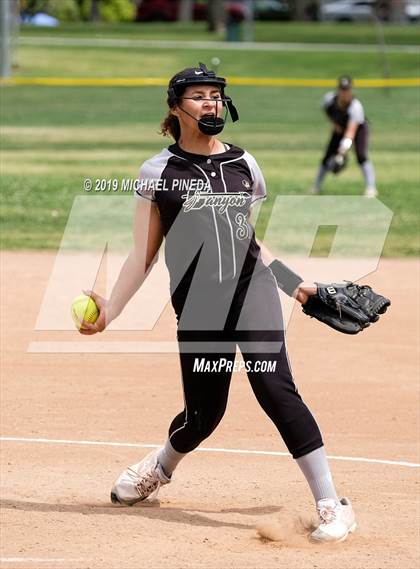 Thumbnail 2 in Downey @ Canyon photogallery.