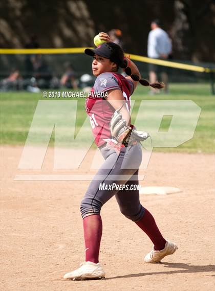 Thumbnail 1 in Downey @ Canyon photogallery.