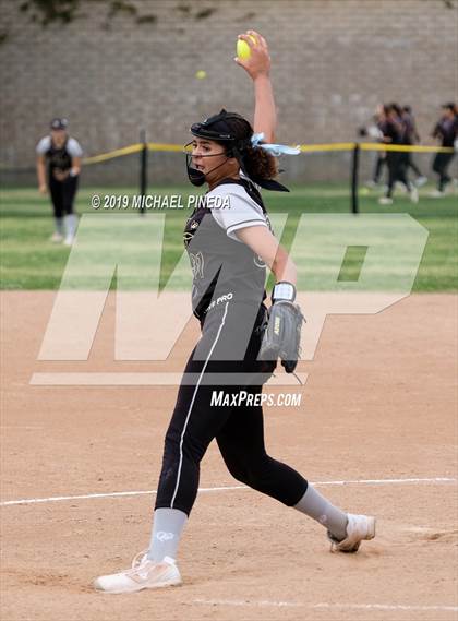 Thumbnail 3 in Downey @ Canyon photogallery.