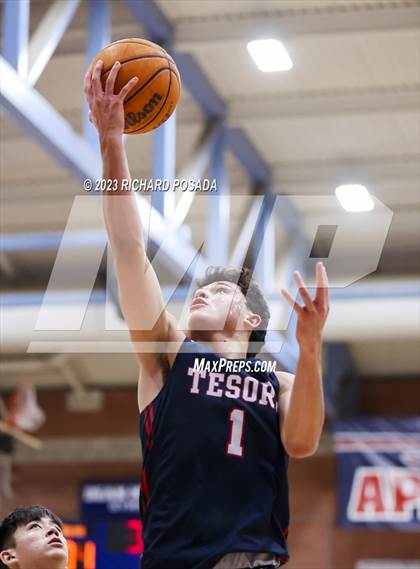 Thumbnail 3 in Tesoro @ Sanger photogallery.