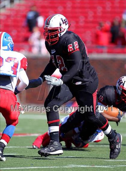 Thumbnail 1 in Lake Highlands vs. South Garland (5A Region 2 Bi-District Playoffs) photogallery.
