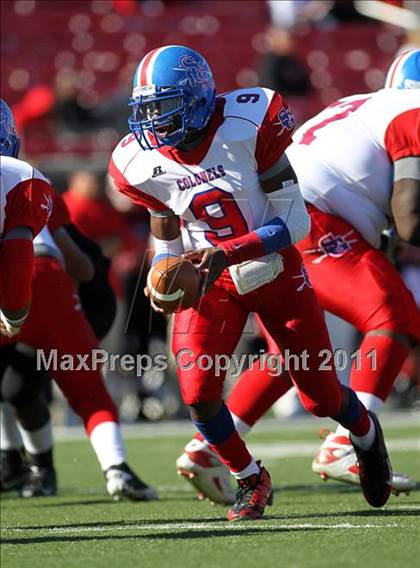 Thumbnail 1 in Lake Highlands vs. South Garland (5A Region 2 Bi-District Playoffs) photogallery.